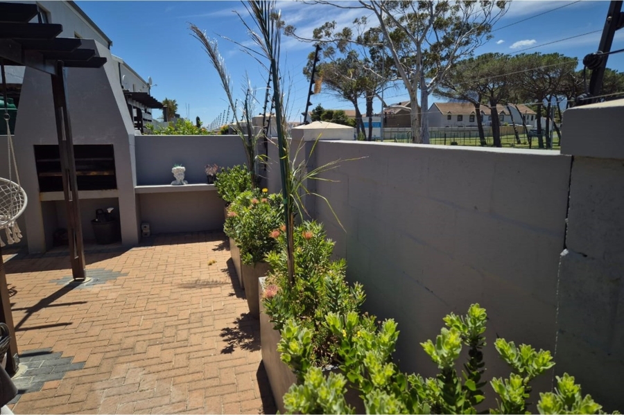 3 Bedroom Property for Sale in Onverwacht Western Cape